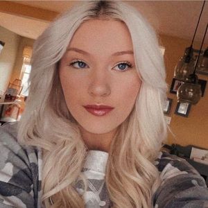 Meet your Posher, Sierra